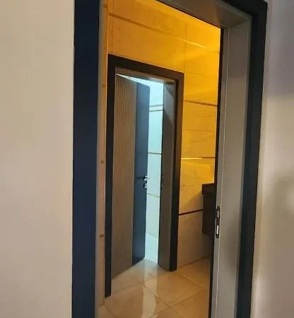 아파트 Adelion Albimo Loft *